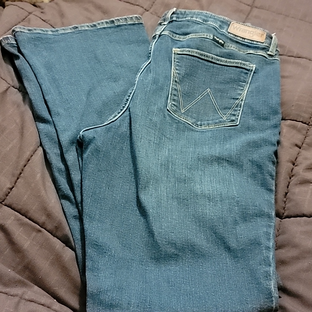 Wrangler High Rise Bold Bootcut Jeans